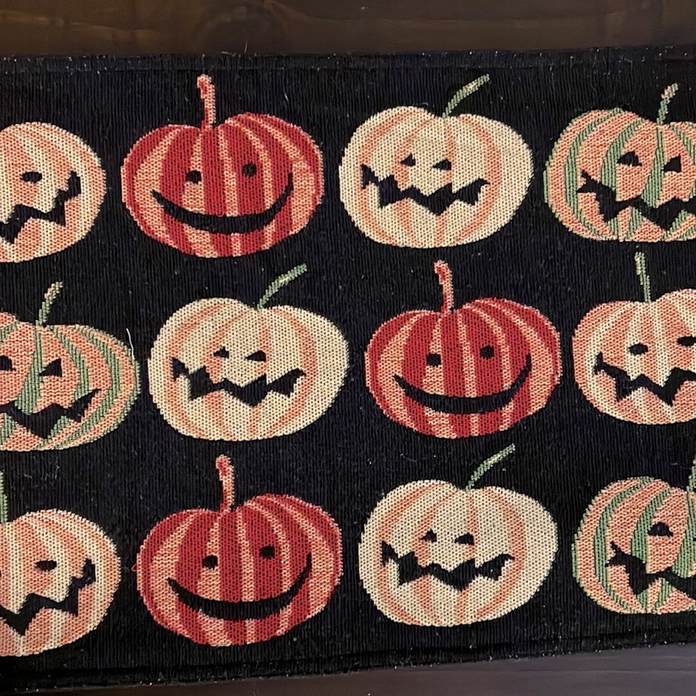 Table Runner Fall Pumpkin Jack-o’-lantern Textured 70x13 Halloween Black Simple